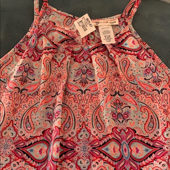 Top - Picture 3 of 3